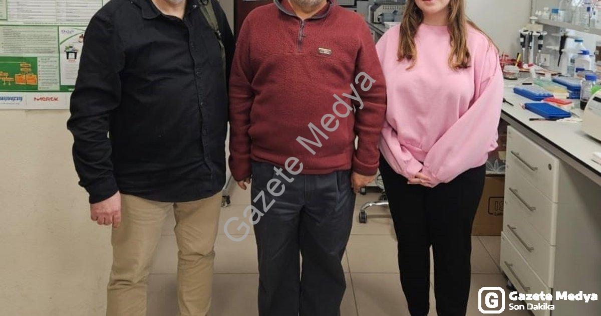 "İYTE BİTEK ve Karya Farma'dan Biyoteknolojide Dev İş Birliği Adımı" başlıklı haber için fotorealist