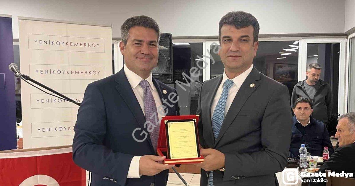 "Yeniköy Kemerköy Enerji'den Milaslı Öğretmenlere Anlamlı Vefa Yemeği" başlıklı haber için fotoreali