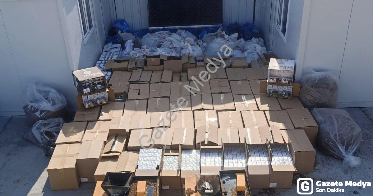 "Aydın ve İzmir'de Dev Kaçakçılık Operasyonu: Tonlarca Tütün Ele Geçirildi" başlıklı haber için foto