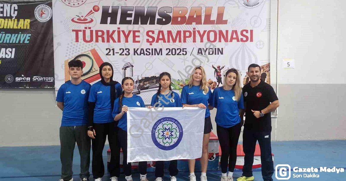 "Muğla Büyükşehir Sporcuları Hemsball Arenasında Tarih Yazdı: 5 Madalya!" başlıklı haber için fotore