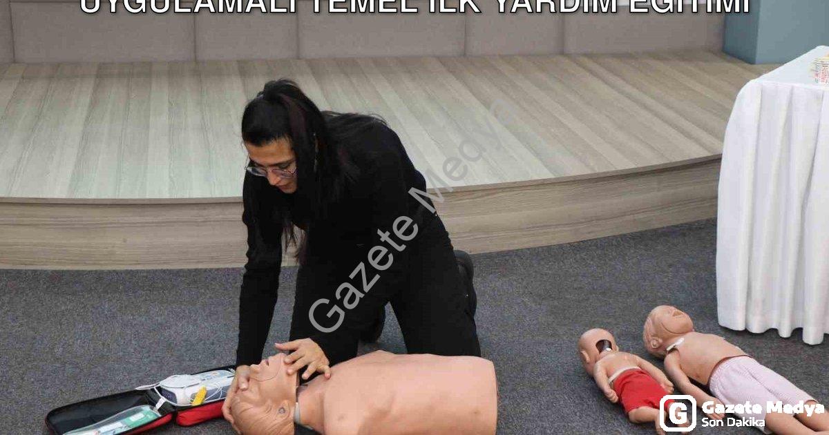 "AYTO Üyelerine Hayat Kurtaran Dokunuş: Uygulamalı Temel İlk Yardım Eğitimi" başlıklı haber için fot